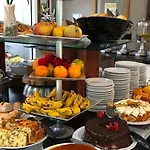 Caravaggio Praia Hotel