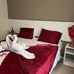 Caravaggio Praia Hotel